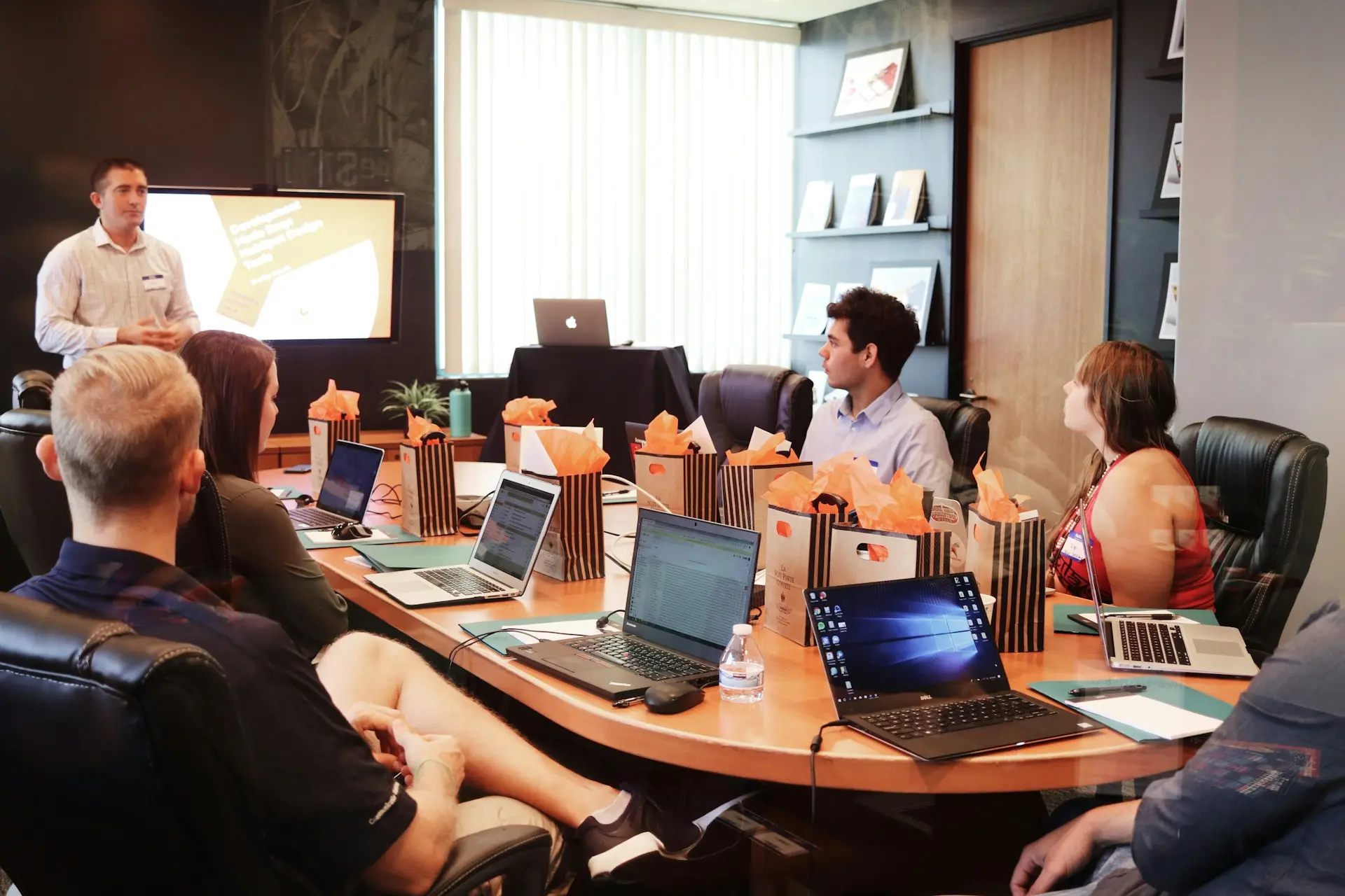 Enterprise Knowledge Management - Team Collaboration